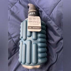 Big Bertha Mobot 40 oz water bottle and foam roller
